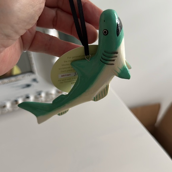 Baby Shark Wooden Artisan Made Christmas Ornament NWT - Picture 3 of 7